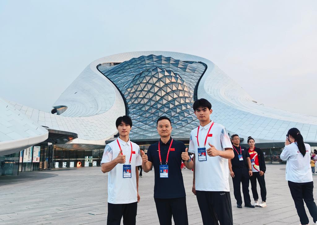 https://www.cqnu.edu.cn/__local/1/C7/18/D0E15F1F69DAC3D4AC1BA777AF0_E548CAC6_17B63.jpg
