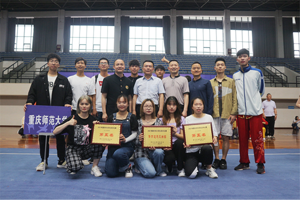 https://news.cqnu.edu.cn/_mediafile/xww/2021/05/18/2h5r0de5l2.jpg